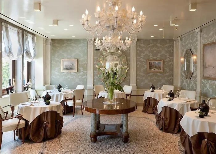 Londra Palace ホテル