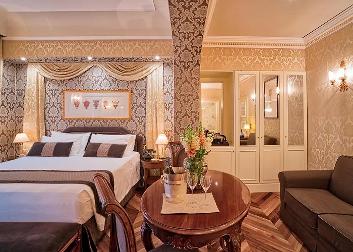 ホテル Londra Palace 5*