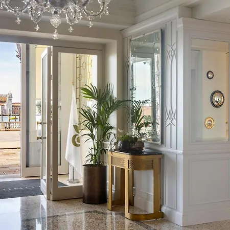 Londra Palace 酒店