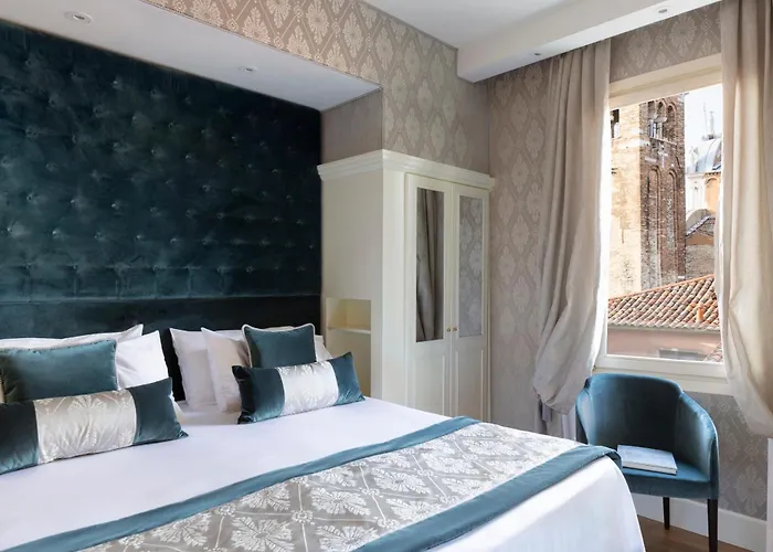 Hotel Londra Palace