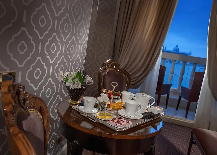 Londra Palace 5* Venise