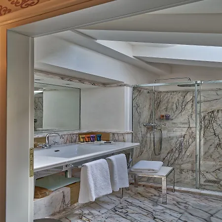 Londra Palace Hotel 5*