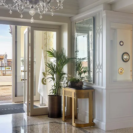 Londra Palace 5*