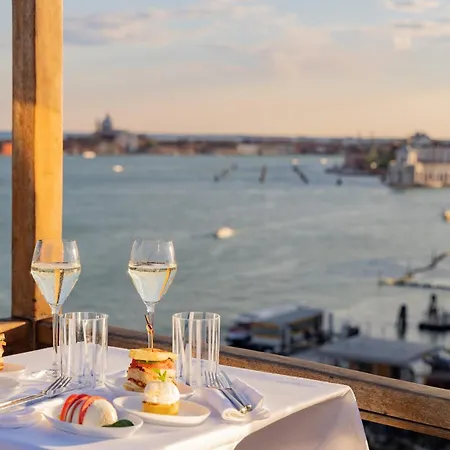 Londra Palace 5* Benátky