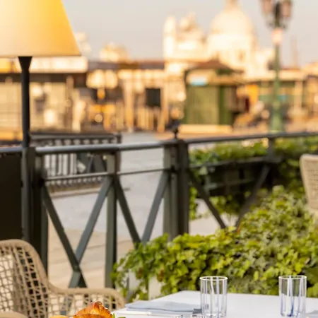 Hotel Londra Palace 5*