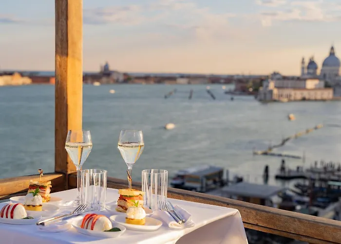 Londra Palace 5* 베니스