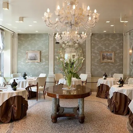 Londra Palace فندق